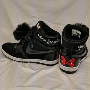 Nike Sky Force High - Women